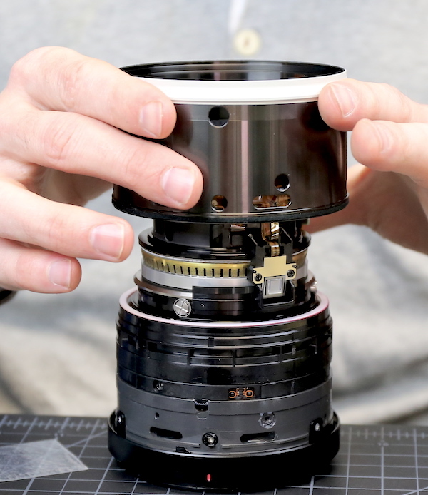 تعمیر لنز Sony 70-200mm f/2.8 GM II بعد از ضربه یا آب‌خوردگی – تشخیص آسیب مکانیکی و نوری